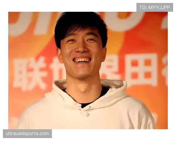 假设把刘翔扔进名媛派对,他的运动鞋比人家包还耀眼 假设把刘翔扔进名媛派对,他的运动鞋比人家包还耀眼